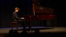 Czar dawnych fortepianów - koncert dziesiąty, Adrian Pietrzak